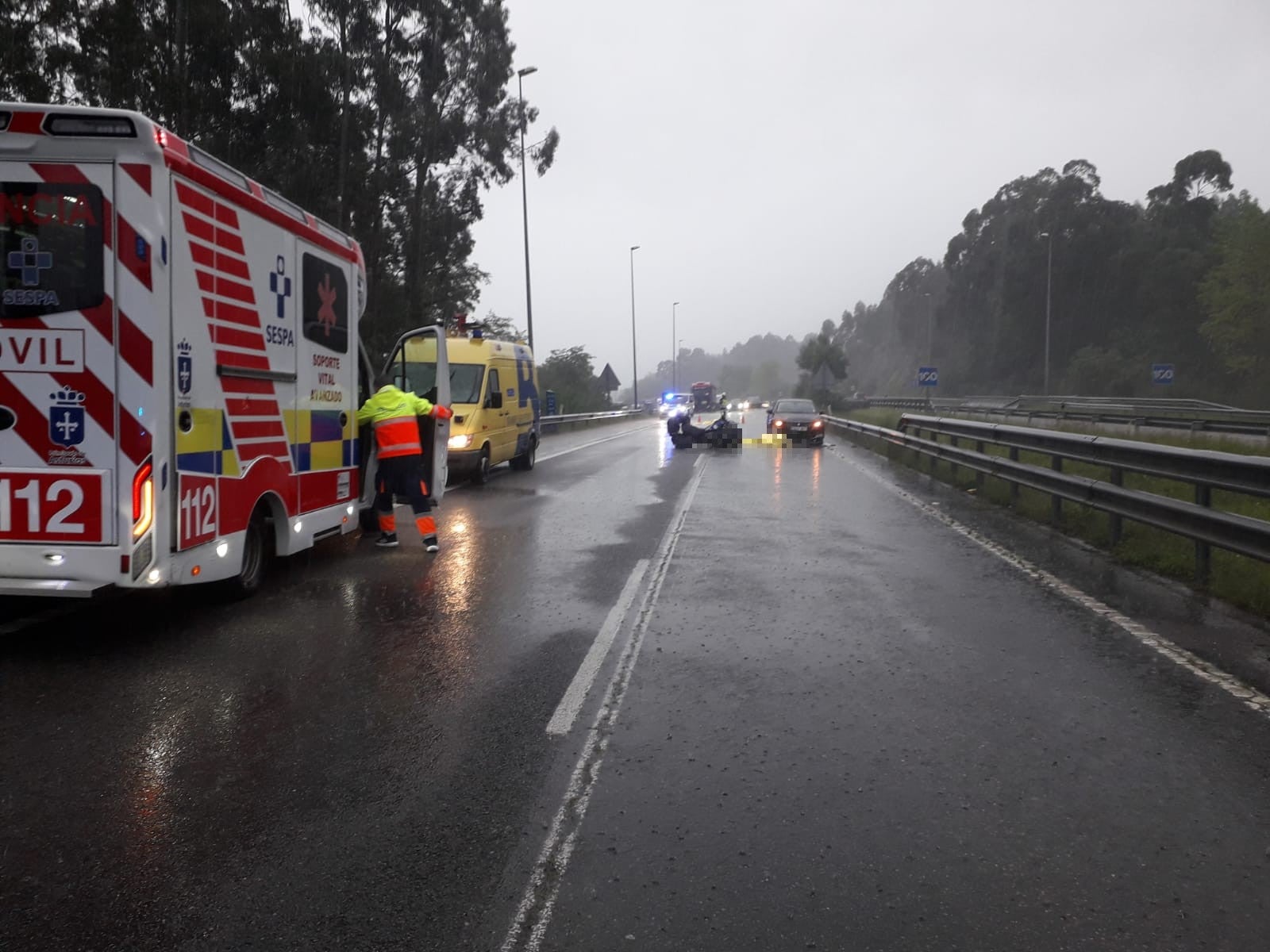Fallecen dos motoristas ingleses en la A8 en Llanes Fallecen dos motoristas ingleses en la A8 en Llanes