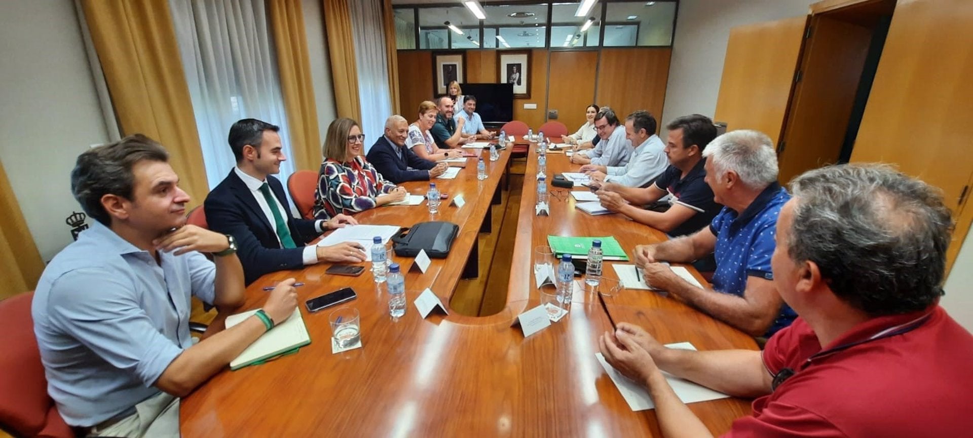 Extremadura incrementará las medidas para evitar los robos en el campo en la campaña de recogida de la aceituna Extremadura incrementará las medidas para evitar los robos en el campo en la campaña de recogida de la aceituna