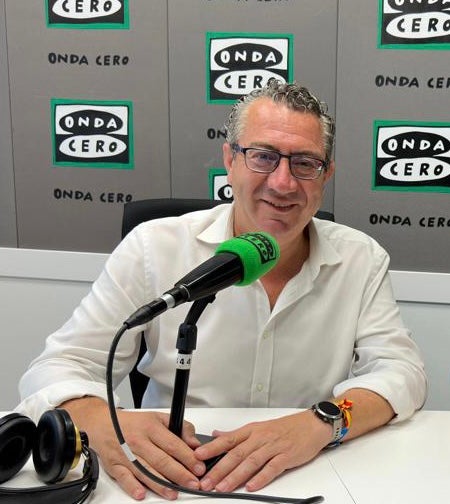 Toni Pérez denuncia falta de sensibilidad del Gobierno Central con los hoteles del IMSERSO Toni Pérez denuncia falta de sensibilidad del Gobierno Central con los hoteles del IMSERSO
