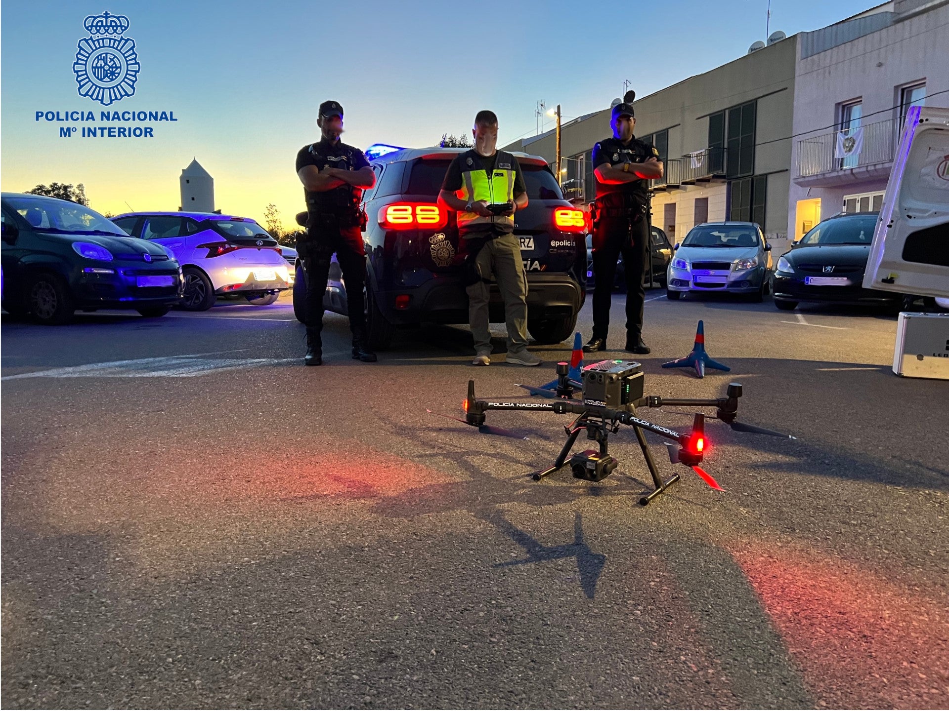 La Policía Nacional detiene ocho personas en el operativo de las fiestas de Gràcia La Policía Nacional detiene ocho personas en el operativo de las fiestas de Gràcia