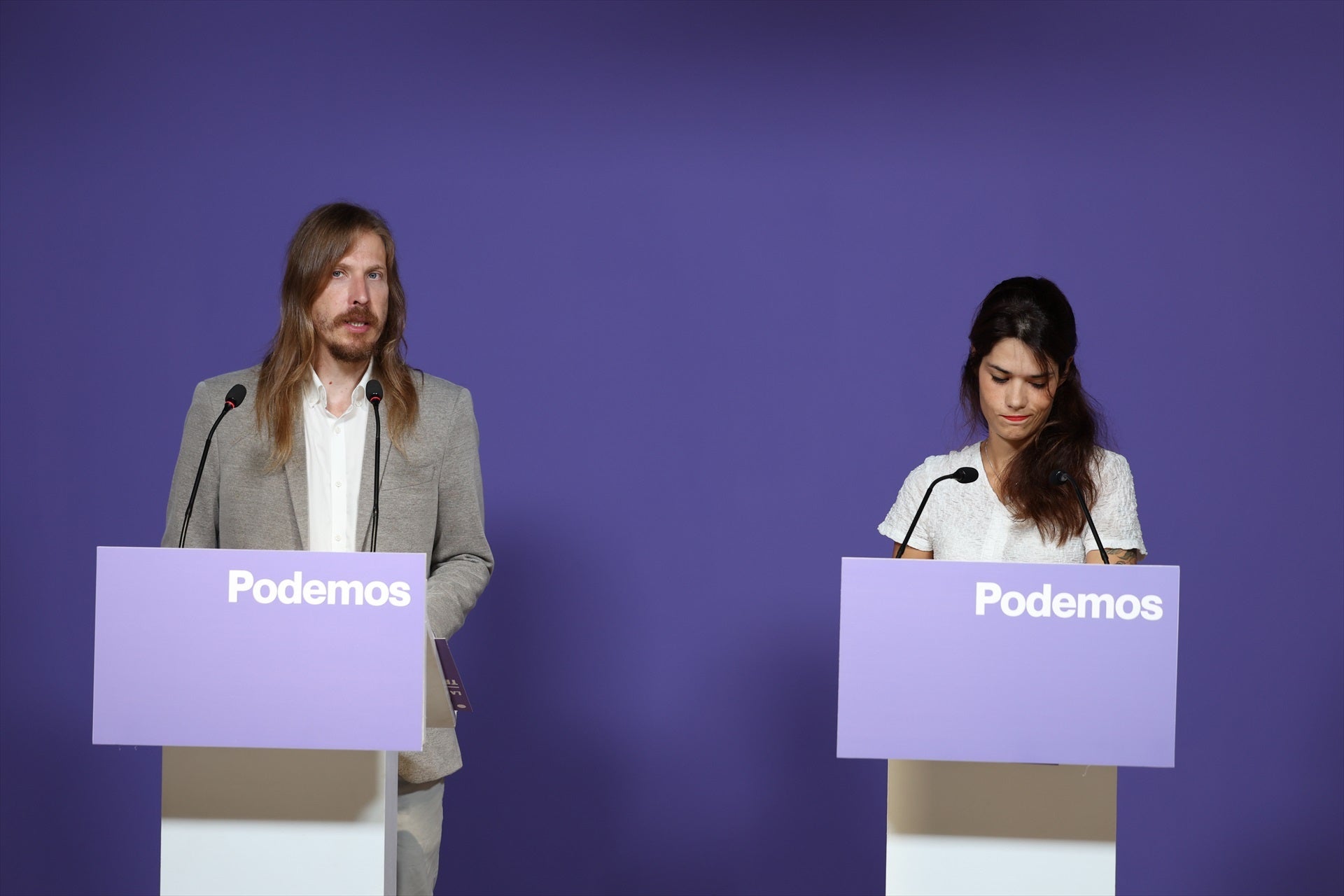 Sumar arrebata la atención mediática a Podemos y le vacía la sala de periodistas Sumar arrebata la atención mediática a Podemos y le vacía la sala de periodistas