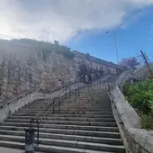 O Concello encargará o proxecto dun ascensor entre a Praza de San Cosme e a rúa Pena Trevinca O Concello encargará o proxecto dun ascensor entre a Praza de San Cosme e a rúa Pena Trevinca