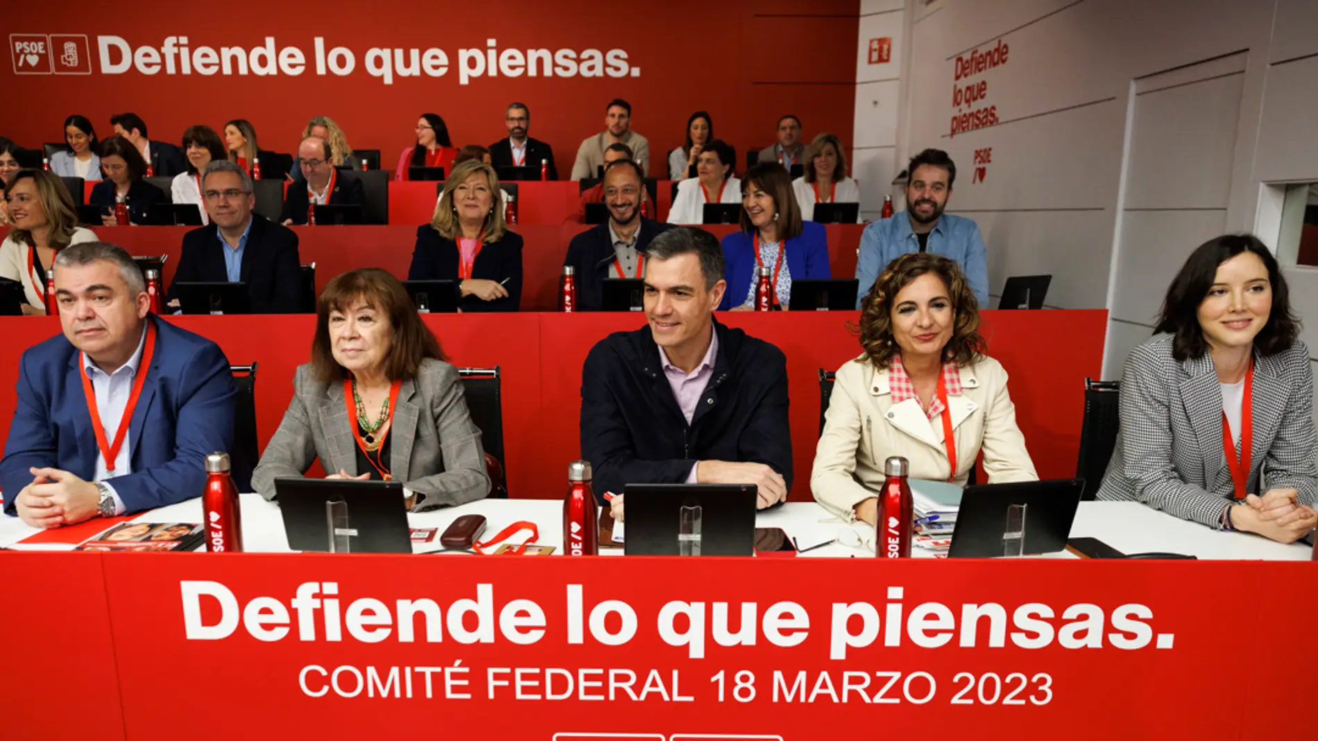 Imagen de archivo de una reunión del Comité Federal del PSOE. EFE/ Sergio Pérez