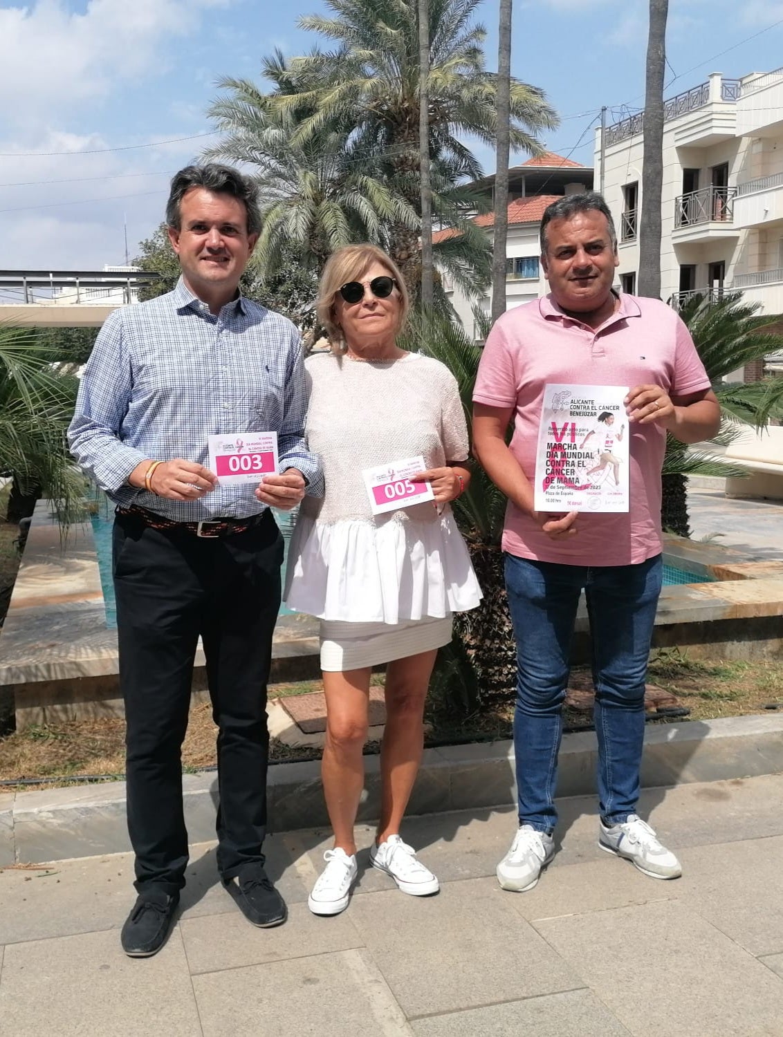 Benejúzar celebra este domingo su marcha solidaria contra el cáncer de mama Benejúzar celebra este domingo su marcha solidaria contra el cáncer de mama