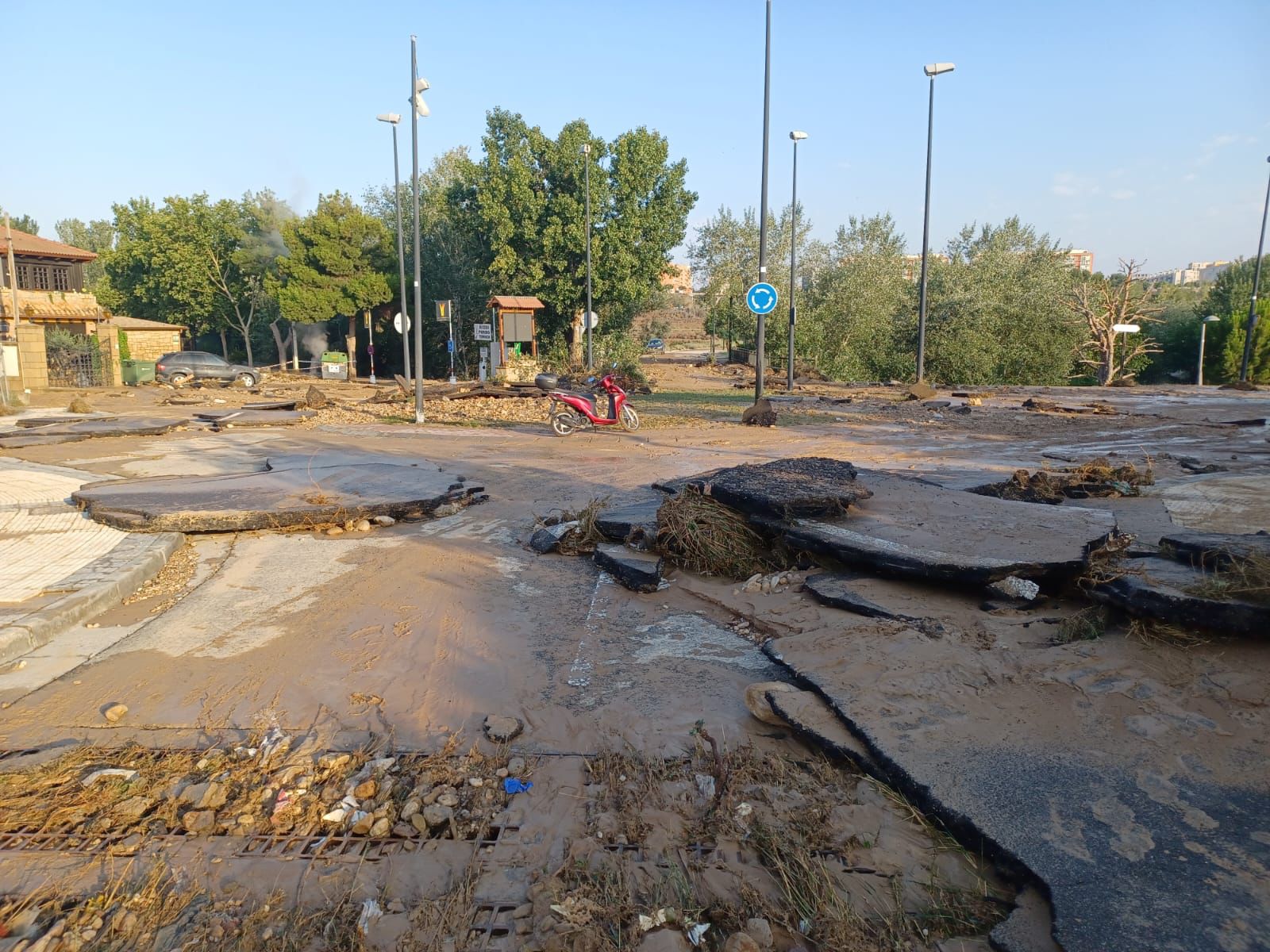 Las empresas afectadas por la riada siguen esperando las ayudas del Gobierno Las empresas afectadas por la riada siguen esperando las ayudas del Gobierno