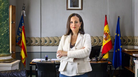 Carolina Almi&ntilde;ana