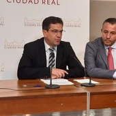 Miguel Ángel Valverde durante la rueda de prensa Miguel Ángel Valverde durante la rueda de prensa