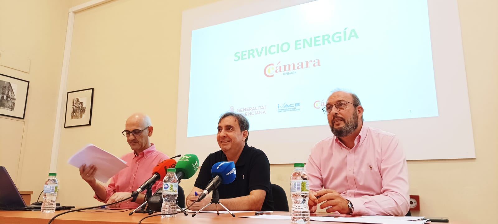 Cámara Orihuela ofrece un servicio específico para que las empresas consigan mejorar en eficiencia energética Cámara Orihuela ofrece un servicio específico para que las empresas consigan mejorar en eficiencia energética