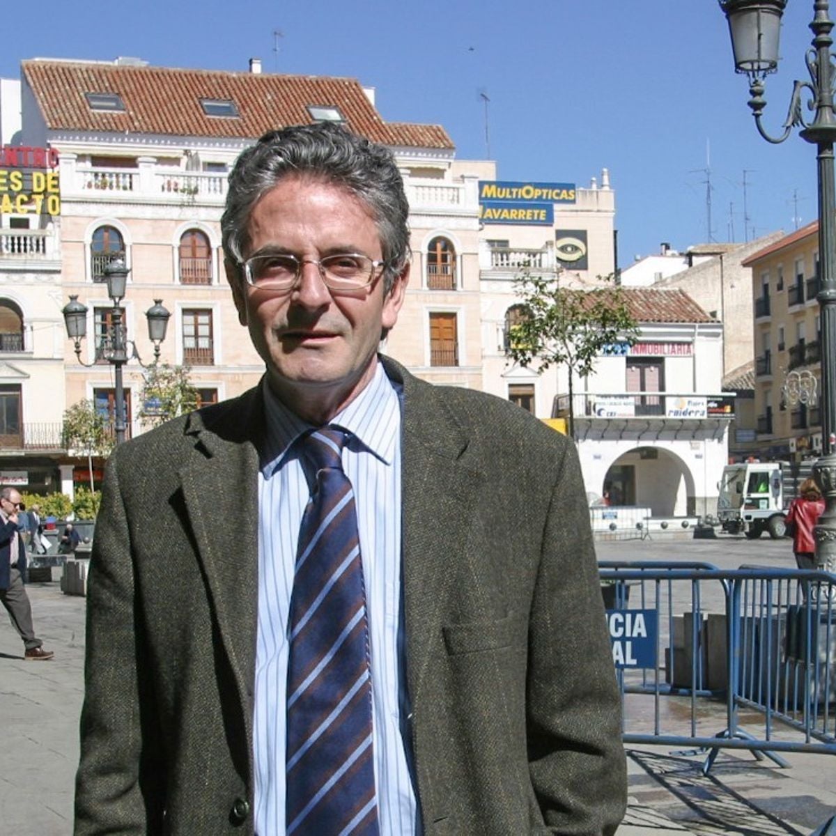 Ciudad Real homenajeará este viernes a Ramón Barreda: "Una persona muy querida y que quería mucho a su ciudad" Ciudad Real homenajeará este viernes a Ramón Barreda: "Una persona muy querida y que quería mucho a su ciudad"
