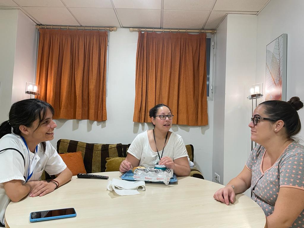 El hospital de madres del Reina Sofía y el vínculo entre las mamás y sus bebés El hospital de madres del Reina Sofía y el vínculo entre las mamás y sus bebés
