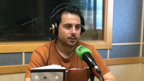 Israel Vicente, entrenador de fútbol, en Ondacero Israel Vicente, entrenador de fútbol, en Ondacero