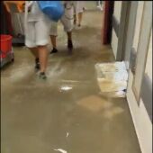 La rotura de una tubería en el Metro de Madrid inunda las Urgencias del Hospital La Paz