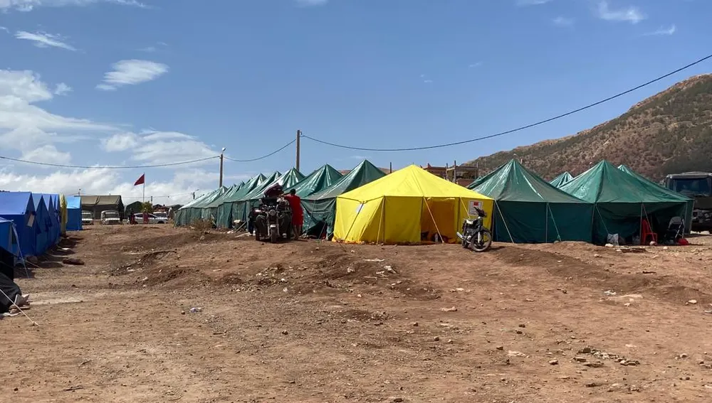 Campamento desplazado en Asni donde está el hospital de campaña del ejército marroquí 