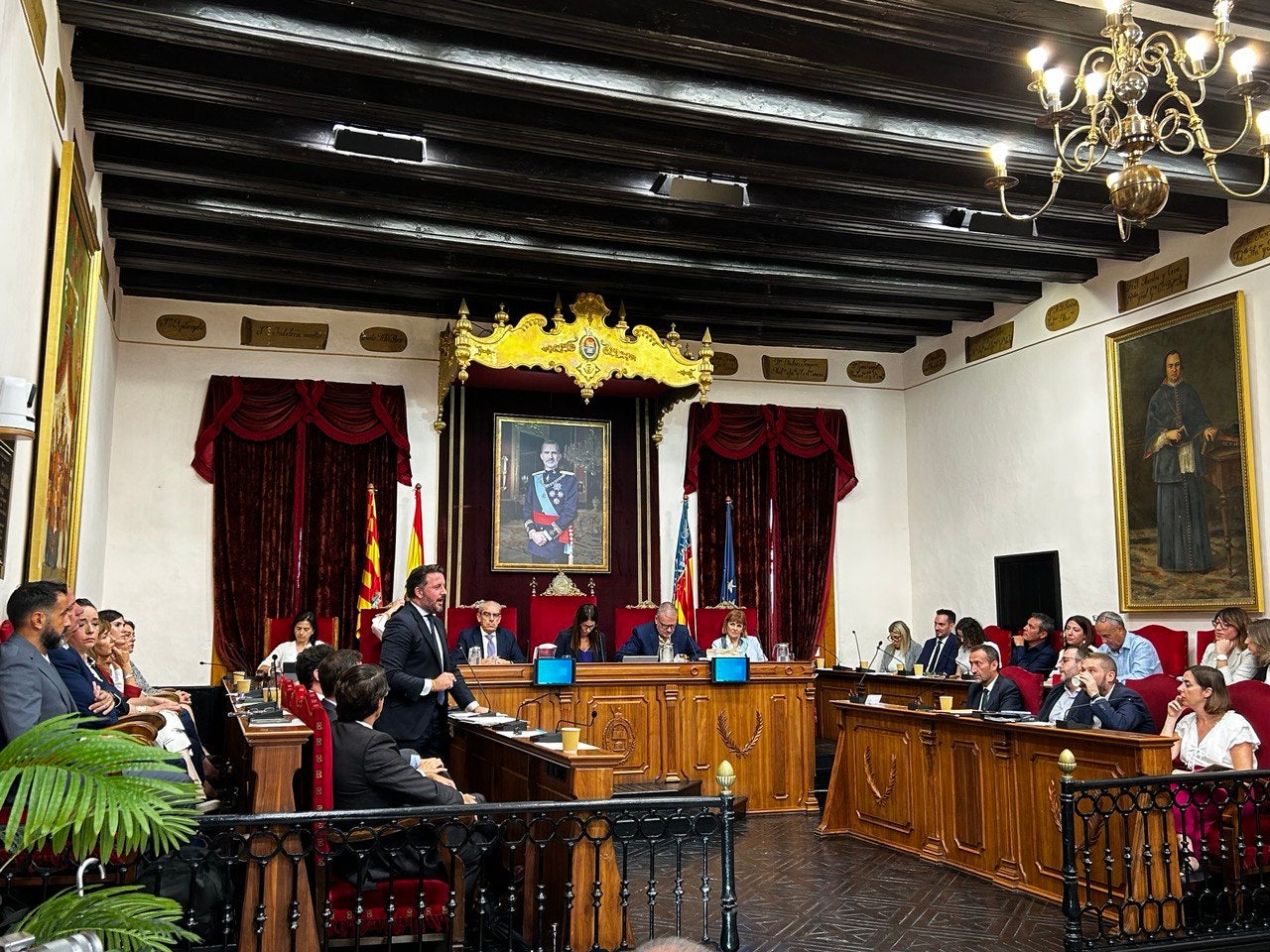 El pleno del Ayuntamiento de Elche acuerda por unanimidad expresar el rechazo institucional a que no se autorice el retorno de la Dama El pleno del Ayuntamiento de Elche acuerda por unanimidad expresar el rechazo institucional a que no se autorice el retorno de la Dama