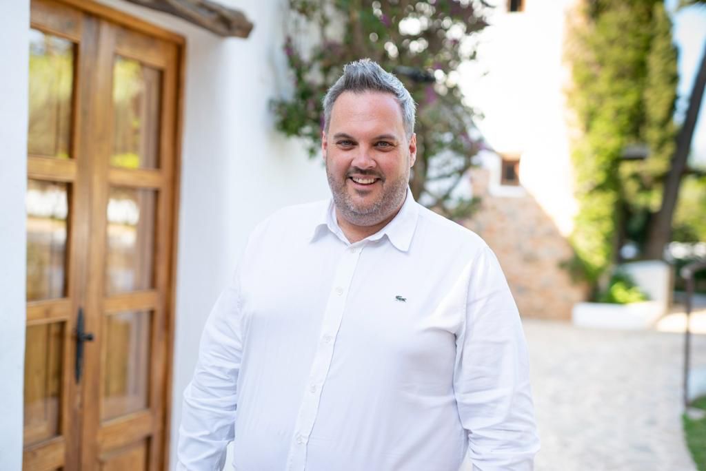 Daniel Marí, nuevo gerente de FECOEV en sustitución de Josefa Costa Daniel Marí, nuevo gerente de FECOEV en sustitución de Josefa Costa
