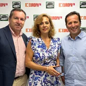 Juan Luis Gámez, Maribel Luna y José María Moreno han sido los tertulianos de este viernes Juan Luis Gámez, Maribel Luna y José María Moreno han sido los tertulianos de este viernes