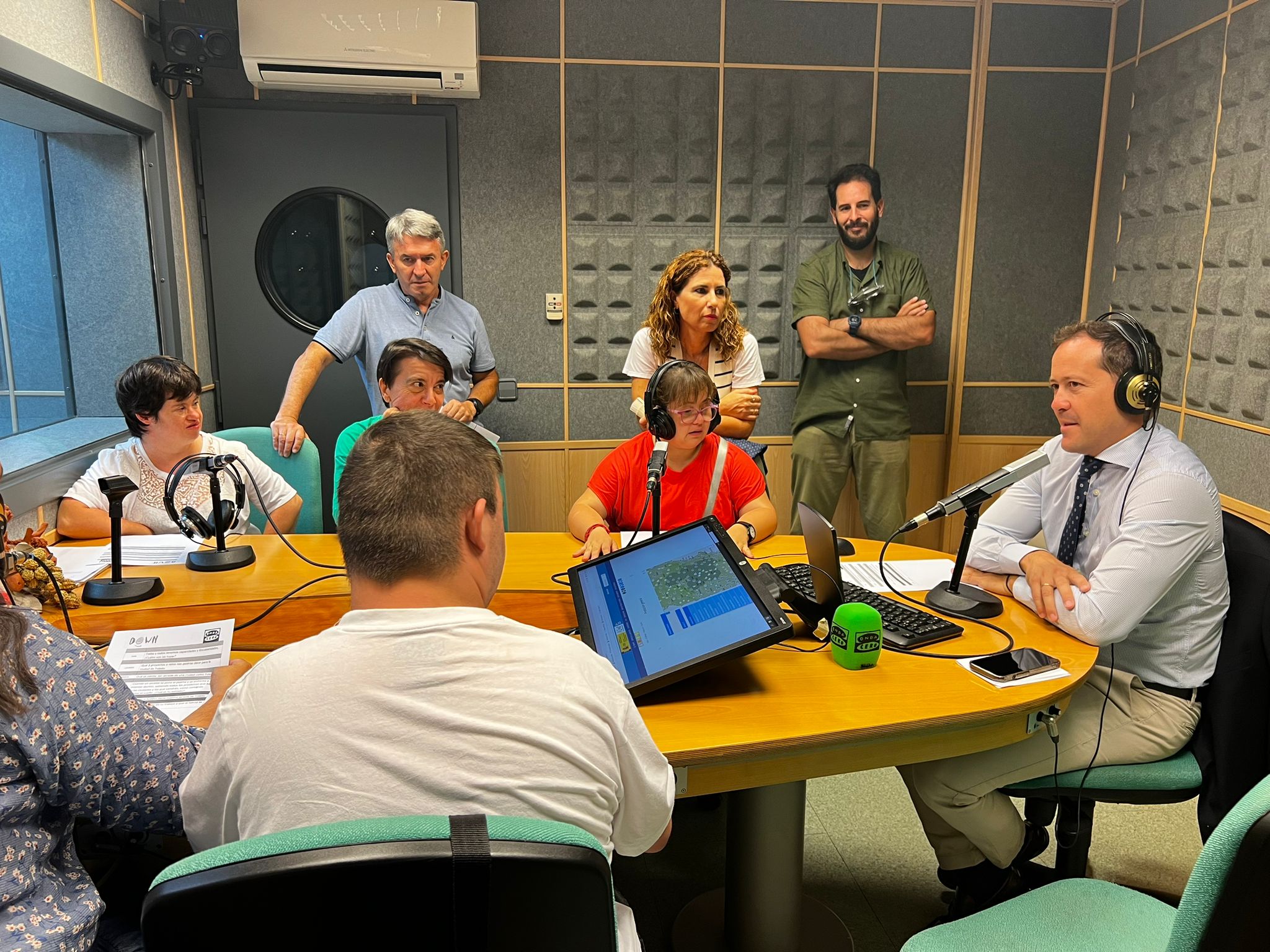 Vuelve "Capaces en la Onda" con el alcalde de Toledo, Carlos Velázquez, como invitado Vuelve "Capaces en la Onda" con el alcalde de Toledo, Carlos Velázquez, como invitado