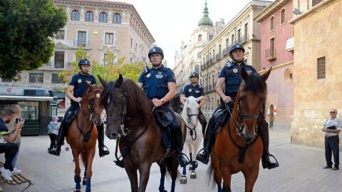 VOX Murcia pedirá en Pleno la disolución de la Unidad Especial de Caballería de la Policía local