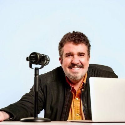 Santiago Camacho Líder en Podcats Santiago Camacho Líder en Podcats