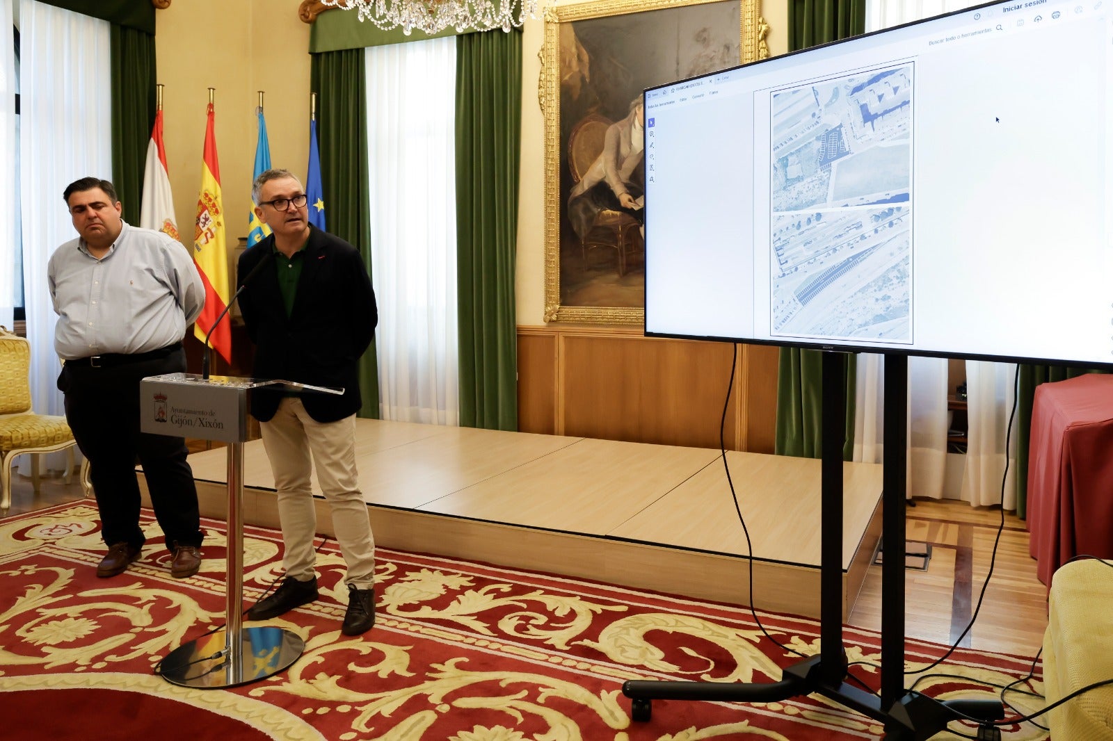 El consistorio proyecta nuevas plazas de aparcamiento junto al Museo del Ferrocarril y la reforma del carril bici de Rodríguez San Pedro El consistorio proyecta nuevas plazas de aparcamiento junto al Museo del Ferrocarril y la reforma del carril bici de Rodríguez San Pedro