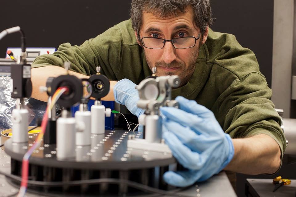 Un equipo de la UCA, detrás del que puede ser el primer nanosatélite andaluz en el espacio Un equipo de la UCA, detrás del que puede ser el primer nanosatélite andaluz en el espacio