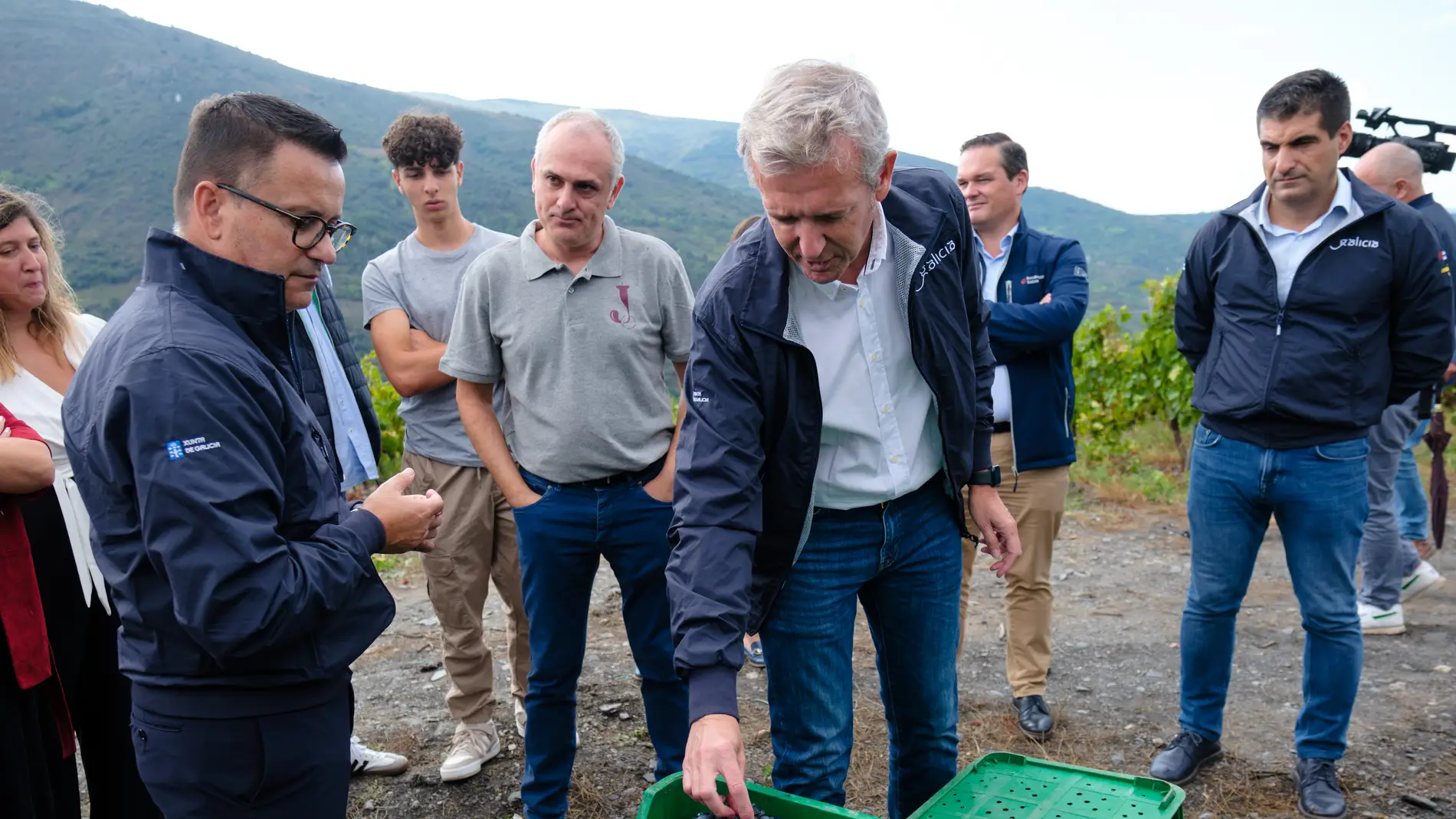 Rueda destaca o valor que xera o sector vitivinícula en Galicia