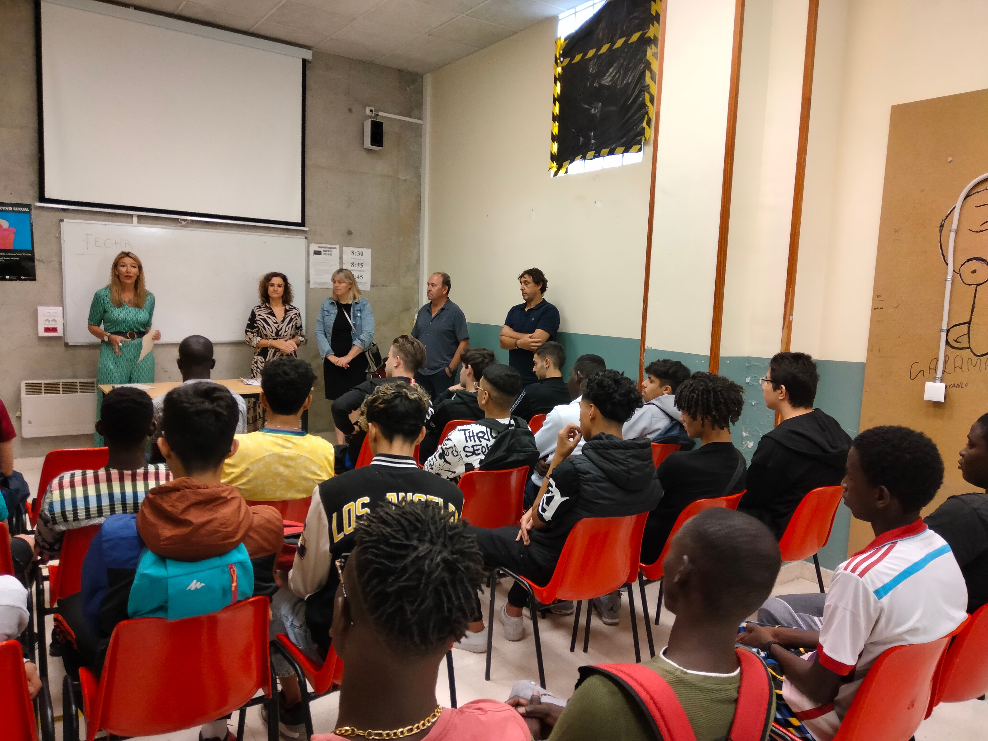 Comienzan los cursos de Jardines y Electricidad en Huesca Comienzan los cursos de Jardines y Electricidad en Huesca