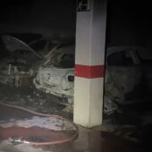 El incendio en un garaje del barrio de Espartales de Alcalá de Henares obliga a los bomberos a confinar a 200 residentes