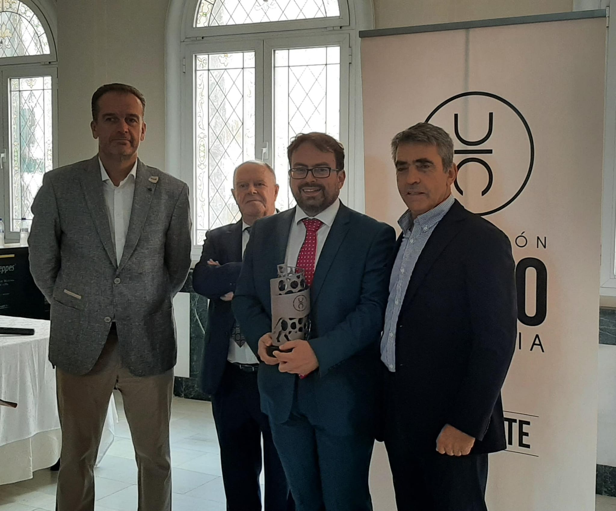 Javier Ruiz es premiado por el Capítulo de la Fundación del Toro de Lidia en Albacete Javier Ruiz es premiado por el Capítulo de la Fundación del Toro de Lidia en Albacete