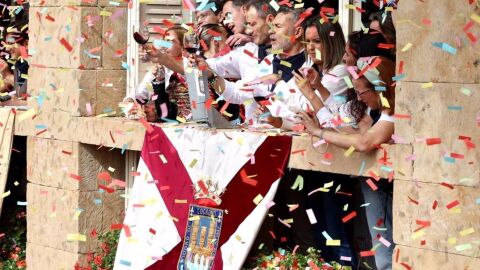 Cincuenta mil personas celebran el inicio de las fiestas de San Mateo