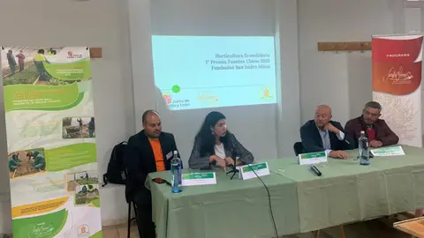 Amayuelas de Abajo preside la cuarta jornada de La Escuela de Alcaldes 2023 .