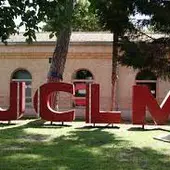 El alumnado de la UCLM en situación especial podrá pedir ayuda para cursar su grado El alumnado de la UCLM en situación especial podrá pedir ayuda para cursar su grado