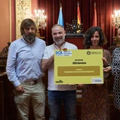 O Concello e Ecoembes entrégan a doazón realizada pola veciñanza a través do programa Reciclos O Concello e Ecoembes entrégan a doazón realizada pola veciñanza a través do programa Reciclos