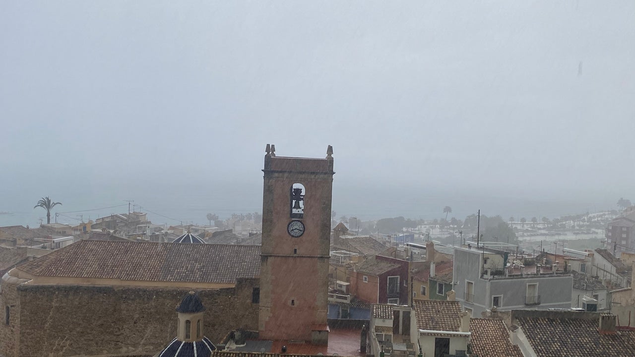 La Vila Joiosa se previene contra las fuertes lluvias y el riesgo de inundaciones La Vila Joiosa se previene contra las fuertes lluvias y el riesgo de inundaciones