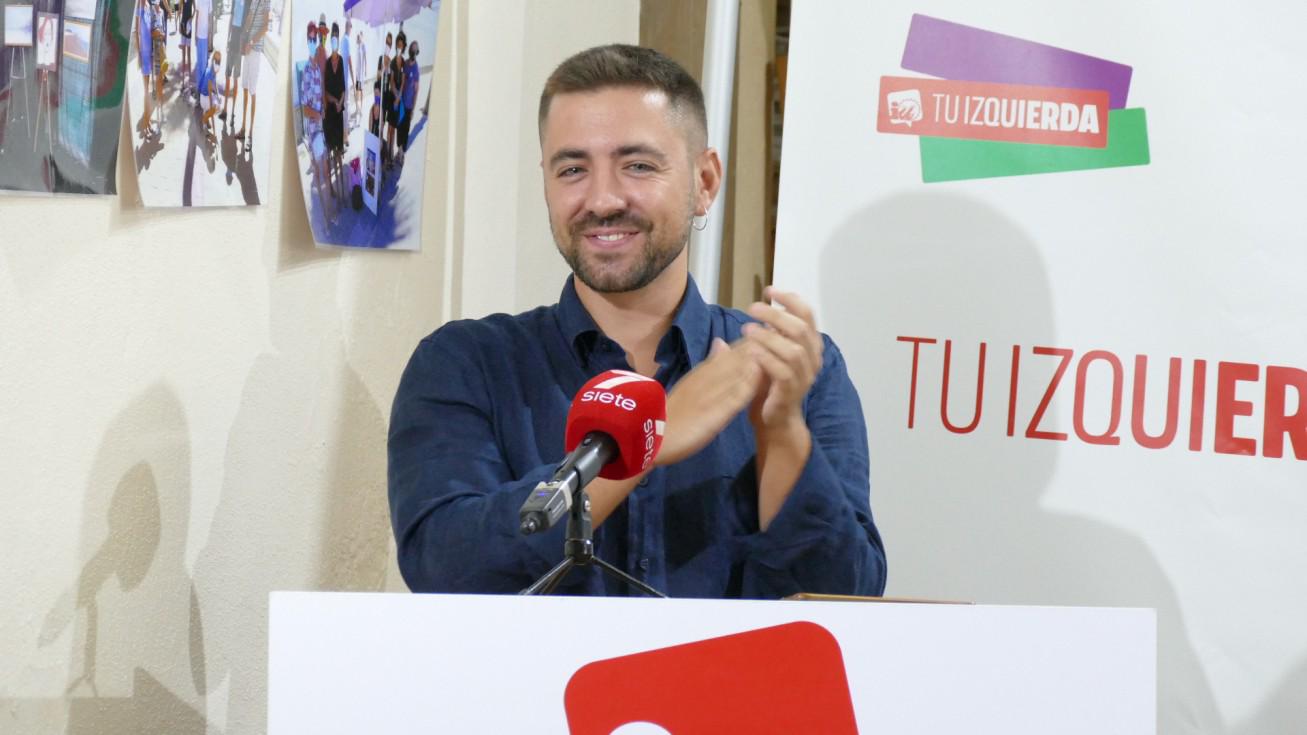 Javier Sánchez toma las riendas de IU en Rota con el objetivo de 'recuperar la calle' Javier Sánchez toma las riendas de IU en Rota con el objetivo de 'recuperar la calle'