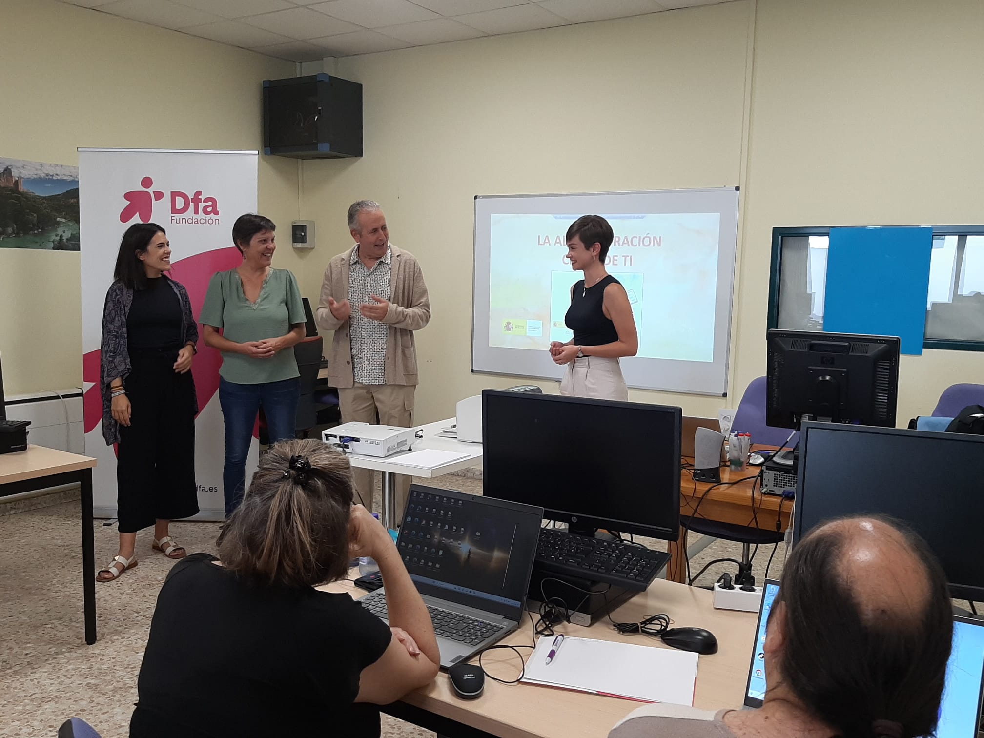 Formación en Administración electrónica para los usuarios de CADIS Formación en Administración electrónica para los usuarios de CADIS