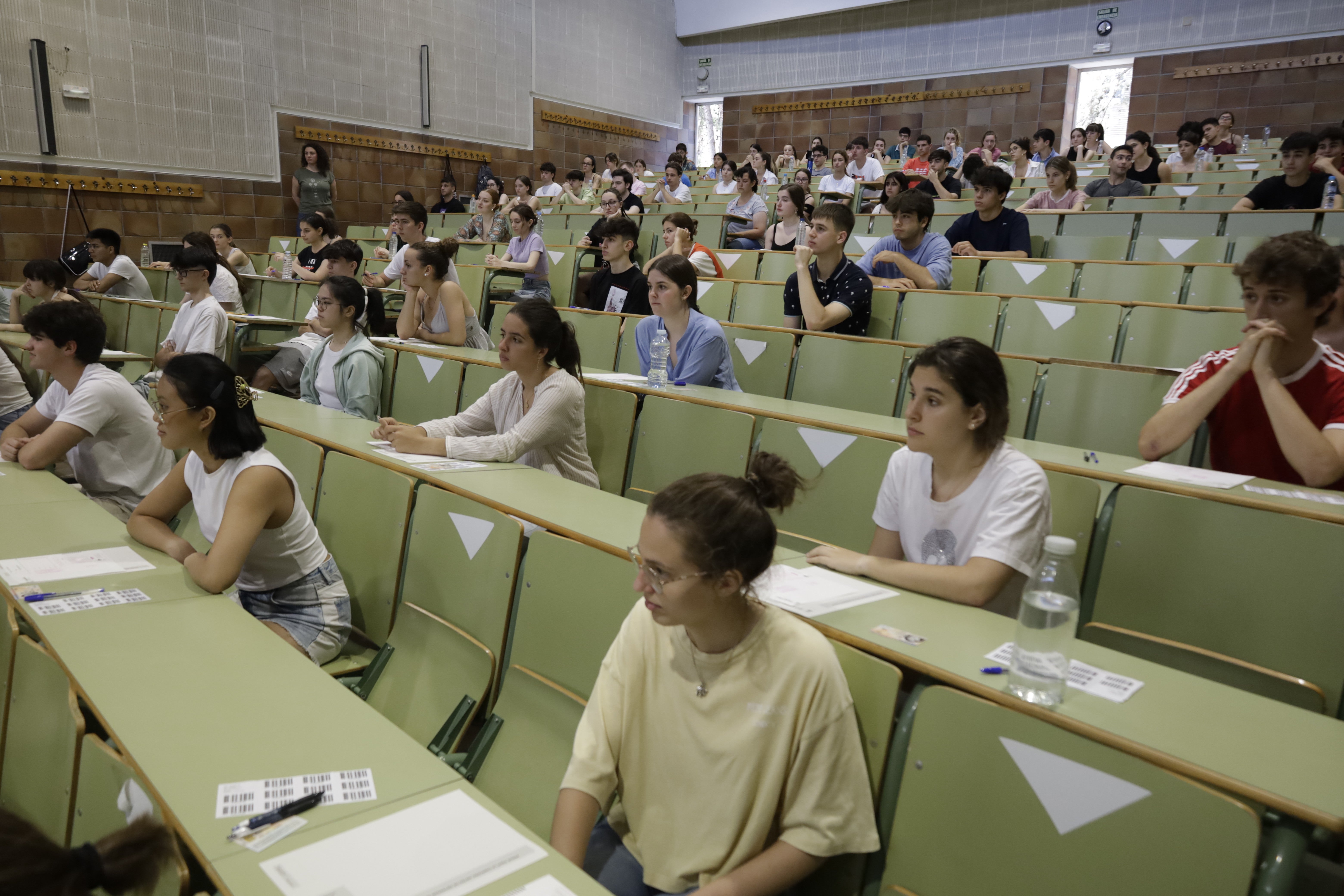 Una encuesta medirá la salud mental de los estudiantes analizando sus redes sociales Una encuesta medirá la salud mental de los estudiantes analizando sus redes sociales