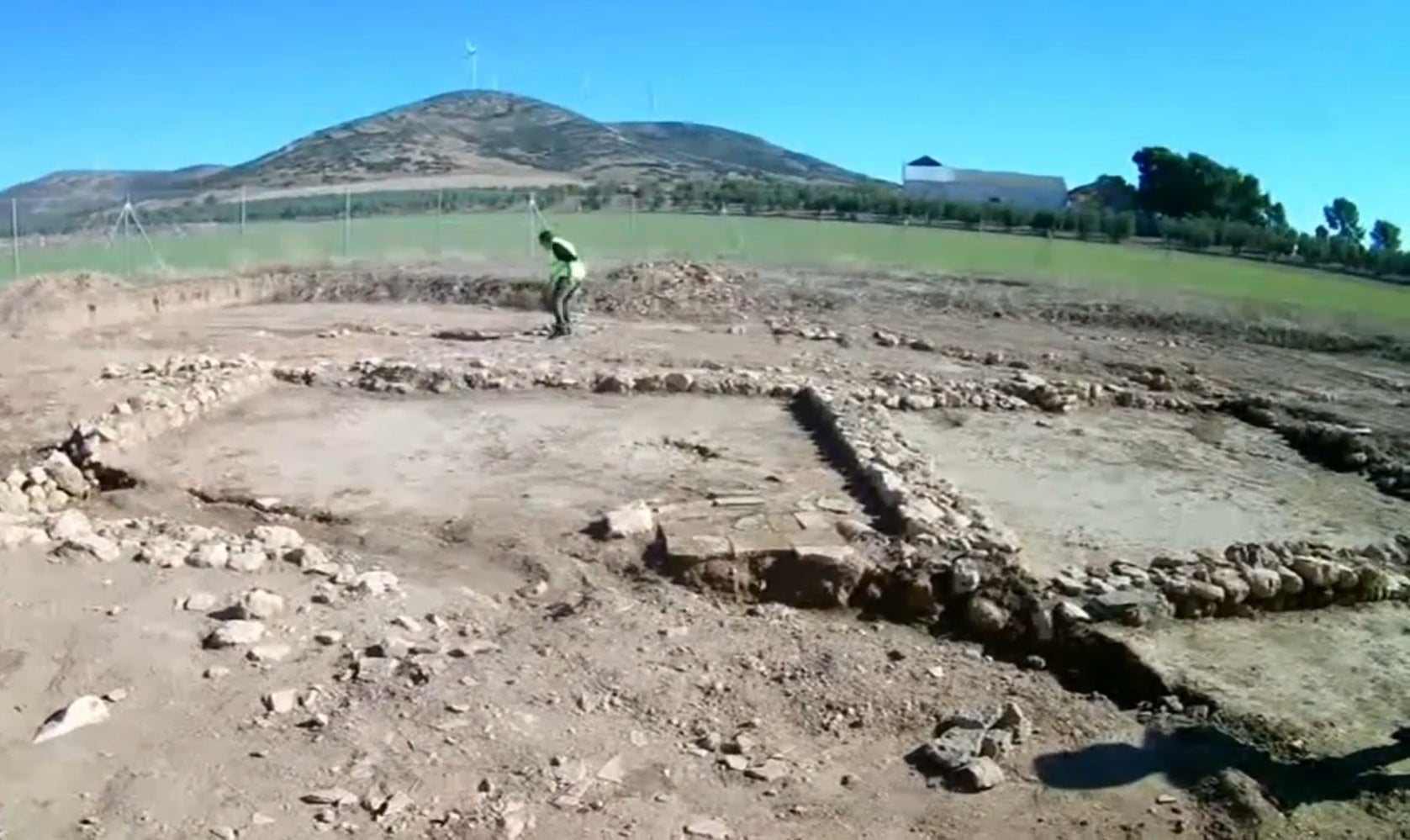 Se inicia una nueva campaña de excavaciones en la bodega romana de El Peral Se inicia una nueva campaña de excavaciones en la bodega romana de El Peral