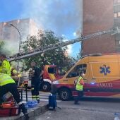 Muere un hombre en un incendio en un edificio de Puente de Vallecas