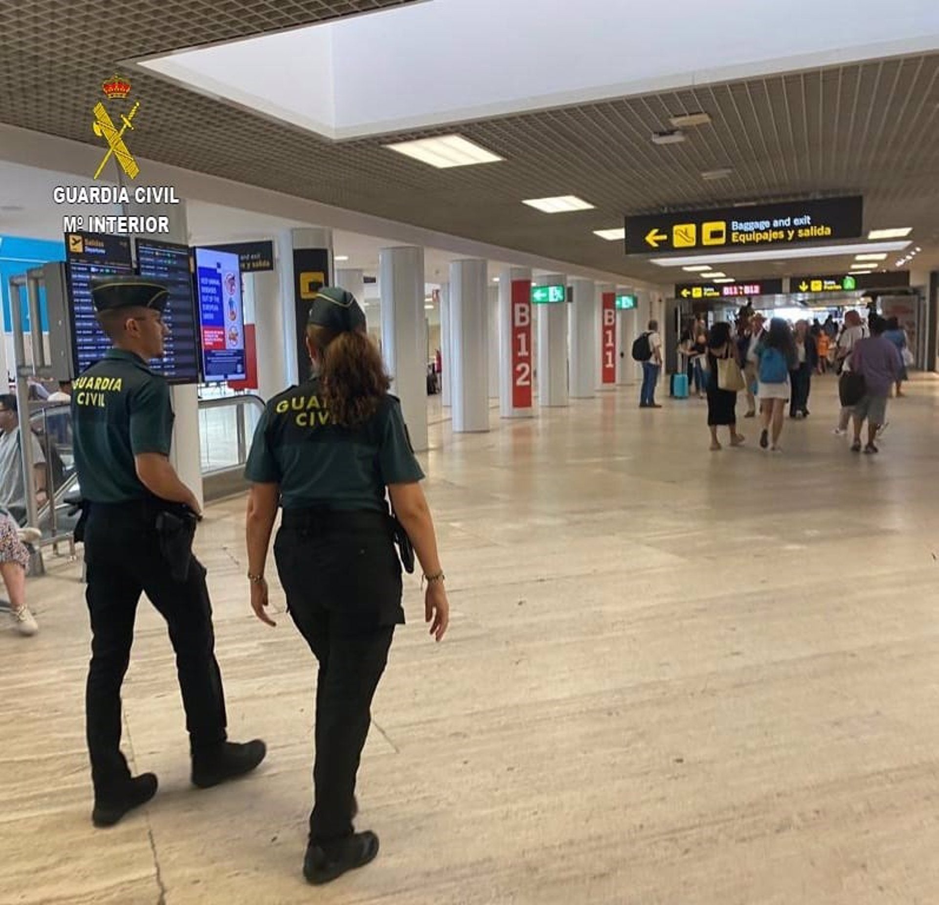 Detenido por una presunta agresión sexual a una pasajera en el aeropuerto Detenido por una presunta agresión sexual a una pasajera en el aeropuerto