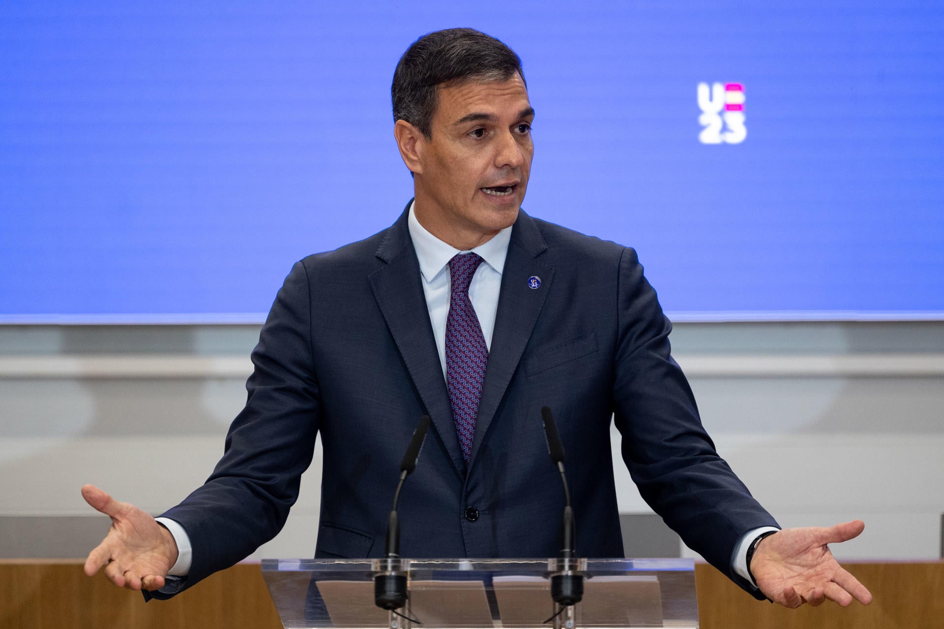 Sánchez, sobre si Puigdemont debe ser juzgado: "Una crisis política nunca tuvo que derivar en una acción judicial" Sánchez, sobre si Puigdemont debe ser juzgado: "Una crisis política nunca tuvo que derivar en una acción judicial"