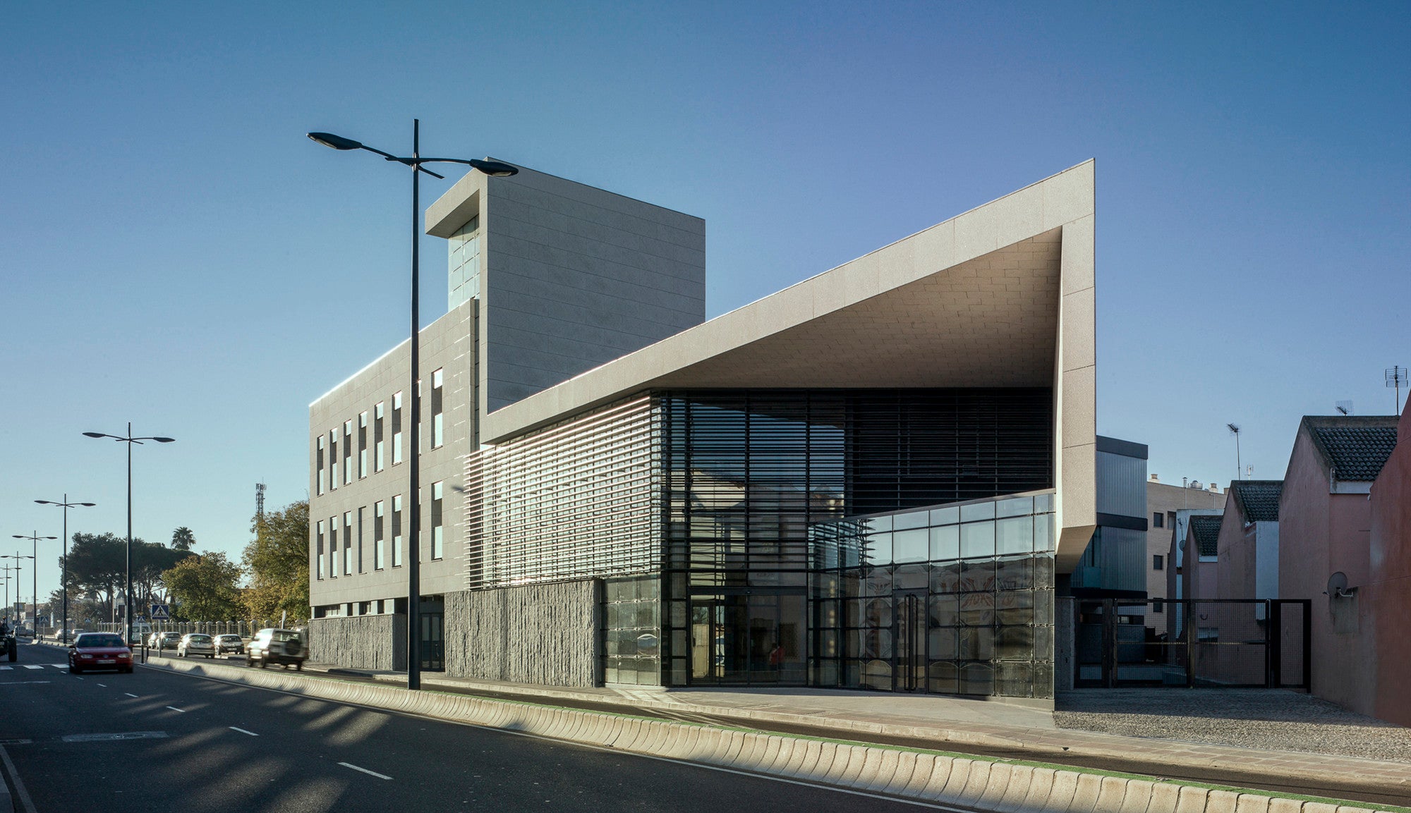 La policía ha tomado ya declaración a 18 menores víctimas de los "desnudos" simulados con Inteligencia Artificial. La policía ha tomado ya declaración a 18 menores víctimas de los "desnudos" simulados con Inteligencia Artificial.