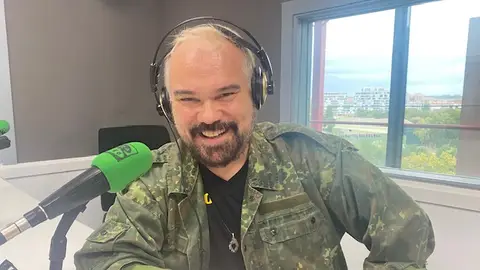 Josean Moreno encarna a Koreander y Fújur Josean Moreno encarna a Koreander y Fújur