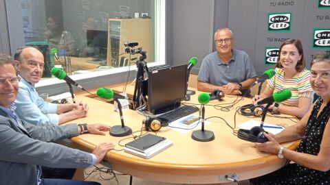 Francisco Javier Garc&iacute;a Mora, Jos&eacute; Ruiz Maci&aacute;, Vicente Alberola y Esther D&iacute;ez con Mayte Vilaseca