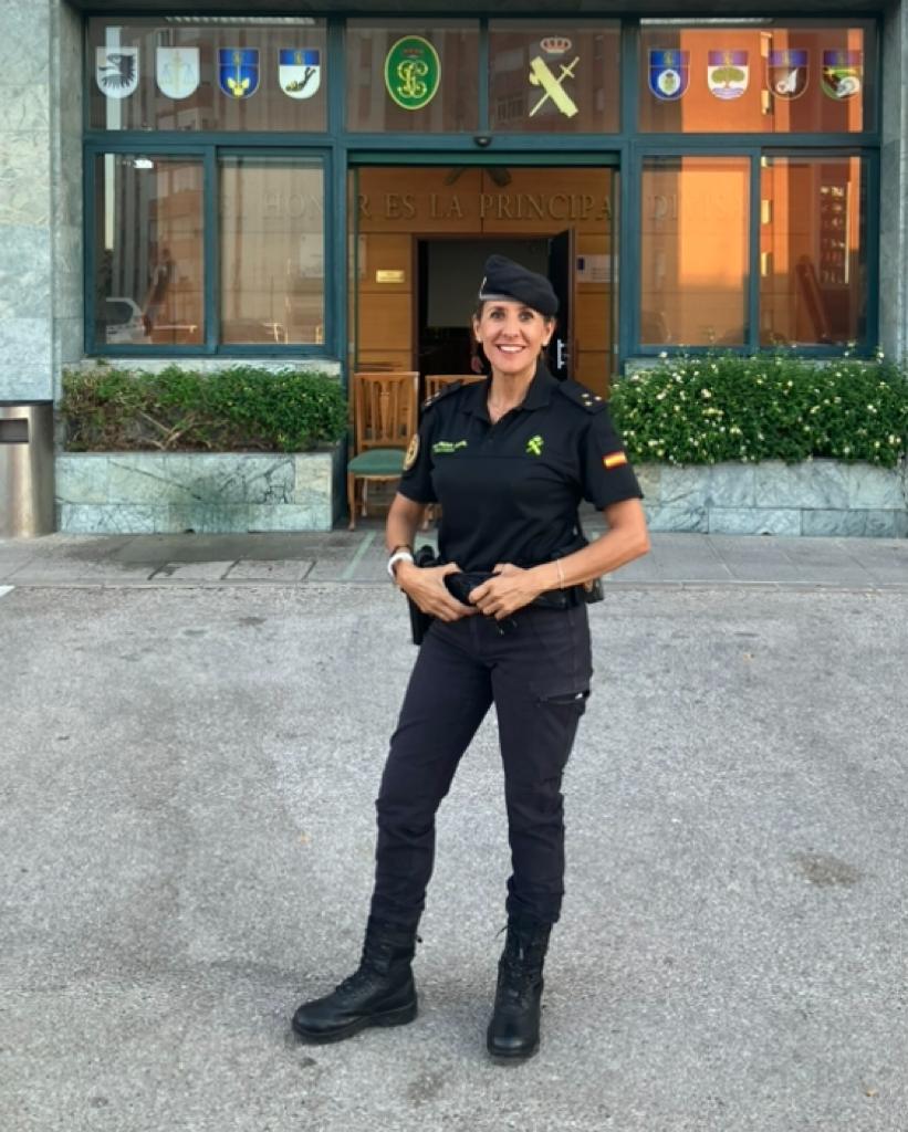 María Lourdes Ramírez, capitán de la Guardia Civil, es la ganadora del premio a la 'Mujer Leonesa 2023' de Onda Cero León María Lourdes Ramírez, capitán de la Guardia Civil, es la ganadora del premio a la 'Mujer Leonesa 2023' de Onda Cero León