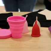 Les farmàcies distribuiran copes menstruals, calces i compreses gratuïtament a partir de 2024 Les farmàcies distribuiran copes menstruals, calces i compreses gratuïtament a partir de 2024