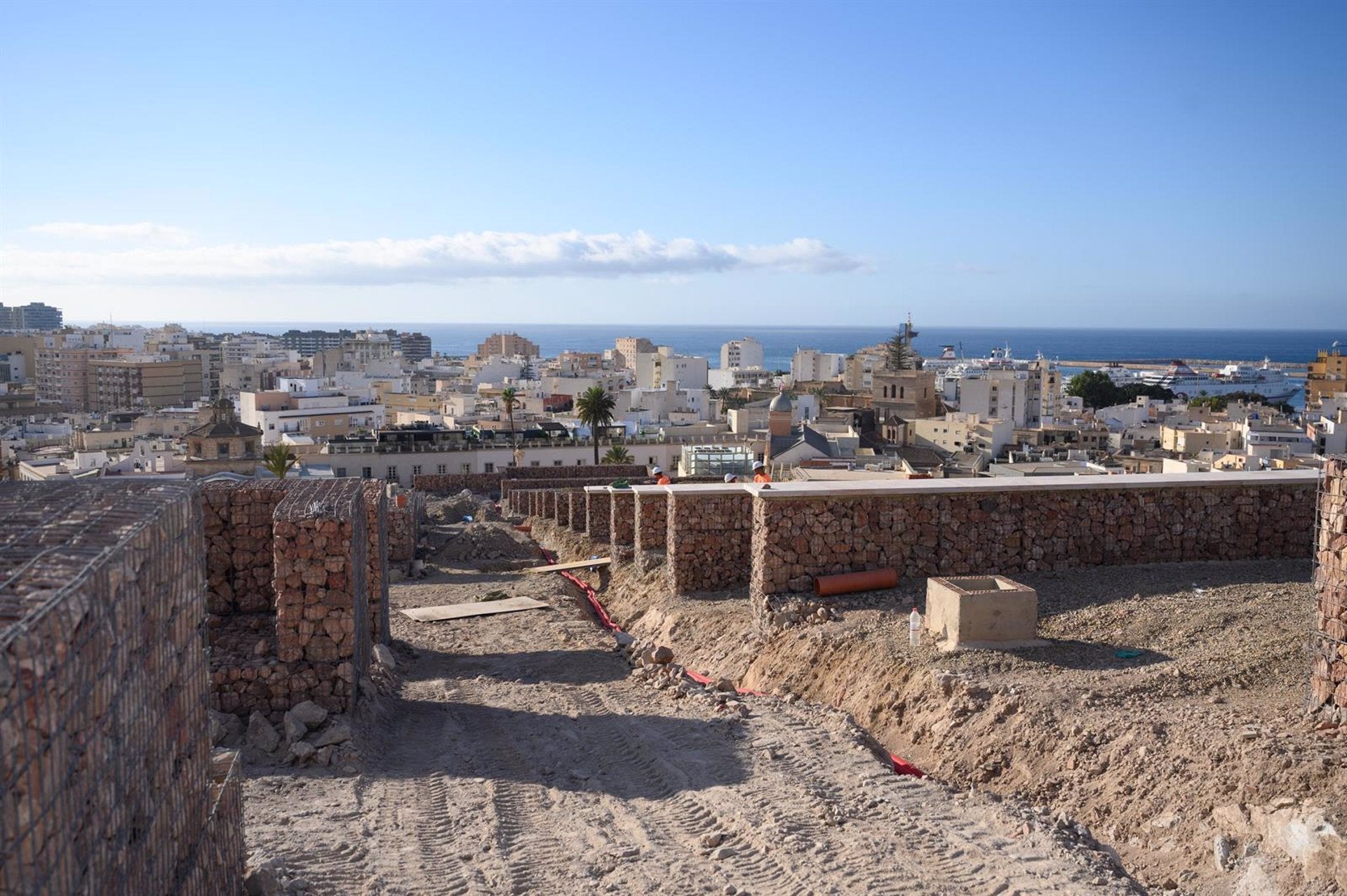 Cuenta atrás para el 'gran mirador' del Cerro de San Cristóbal Cuenta atrás para el 'gran mirador' del Cerro de San Cristóbal