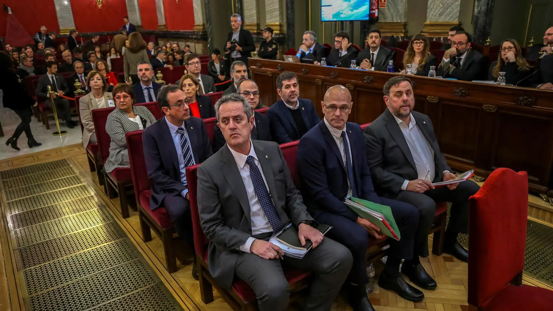 Los doce líderes independentistas acusados por el 'procés' durante el juicio en el Supremo. Los doce líderes independentistas acusados por el 'procés' durante el juicio en el Supremo.