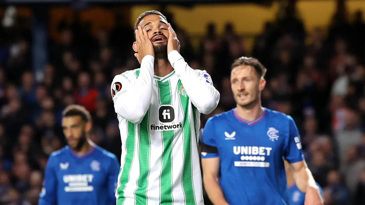 El Betis naufraga ante el Rangers en su debut europeo