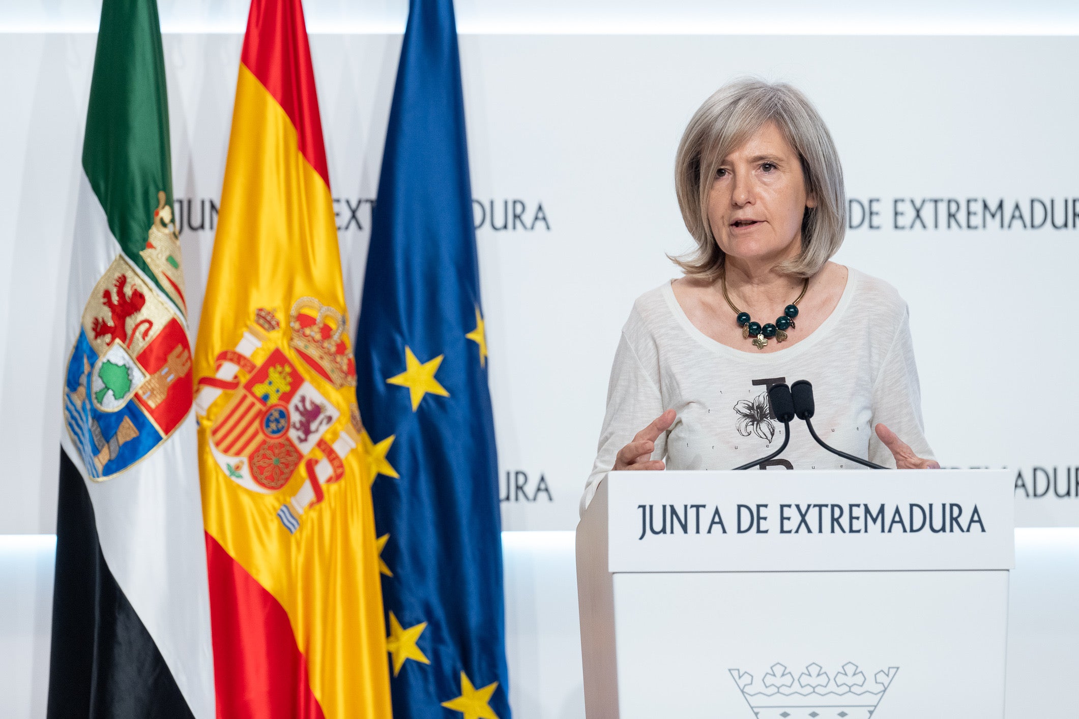 La consejera de la consejera de Cultura, Turismo, Jóvenes y Deportes, Victoria Bazaga, se ha mostrado muy preocupada ante el riesgo de que la comunidad pierda 7 millones de euros de los Fondos FEDER La consejera de la consejera de Cultura, Turismo, Jóvenes y Deportes, Victoria Bazaga, se ha mostrado muy preocupada ante el riesgo de que la comunidad pierda 7 millones de euros de los Fondos FEDER